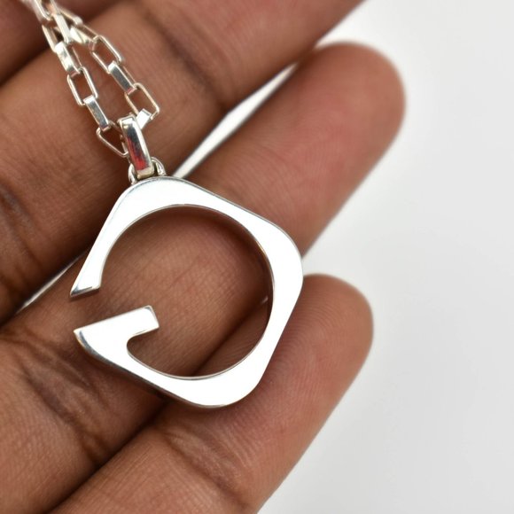 GUCCI: Sterling Silver G Pendant Logo Necklace - Picture 5 of 8